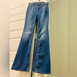 Old Navy Sz 2-6 extra high-rise flare jeans